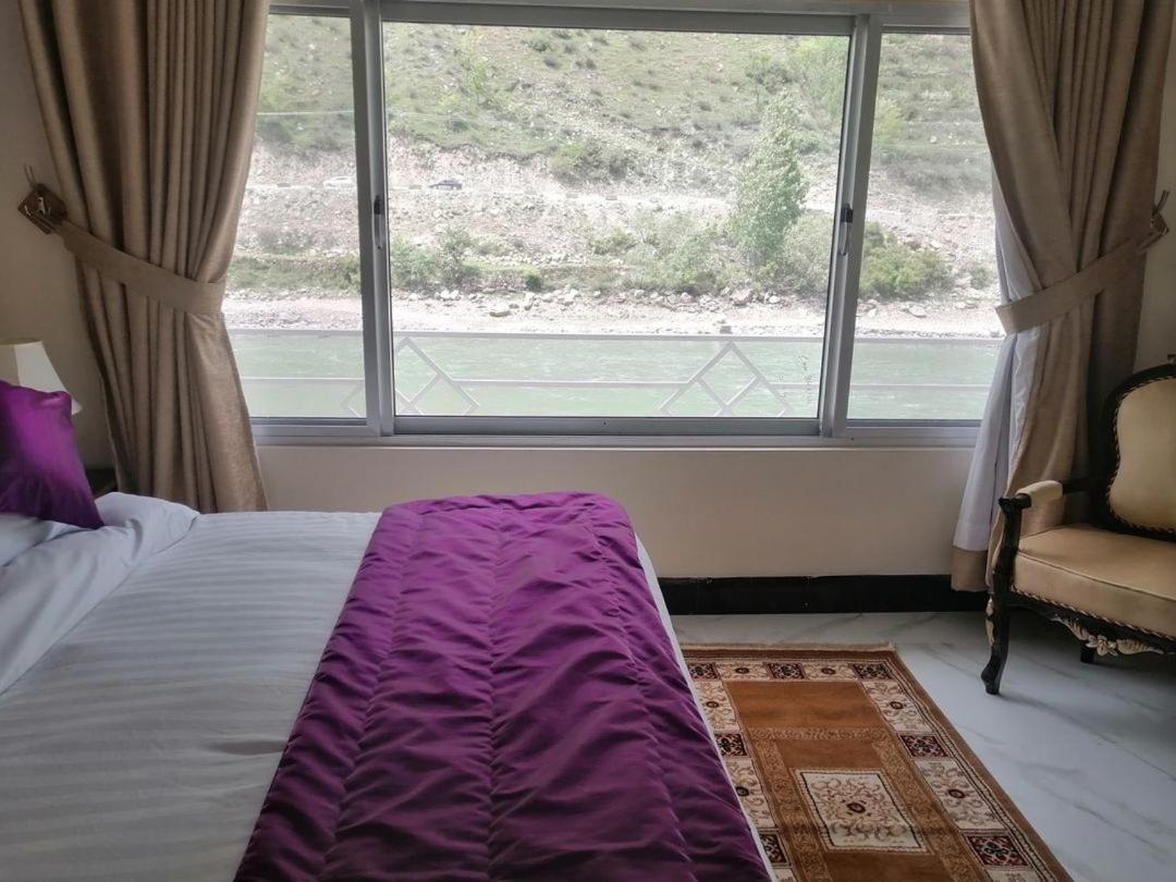 Parhena Cottages Bella Naran Bagian luar foto