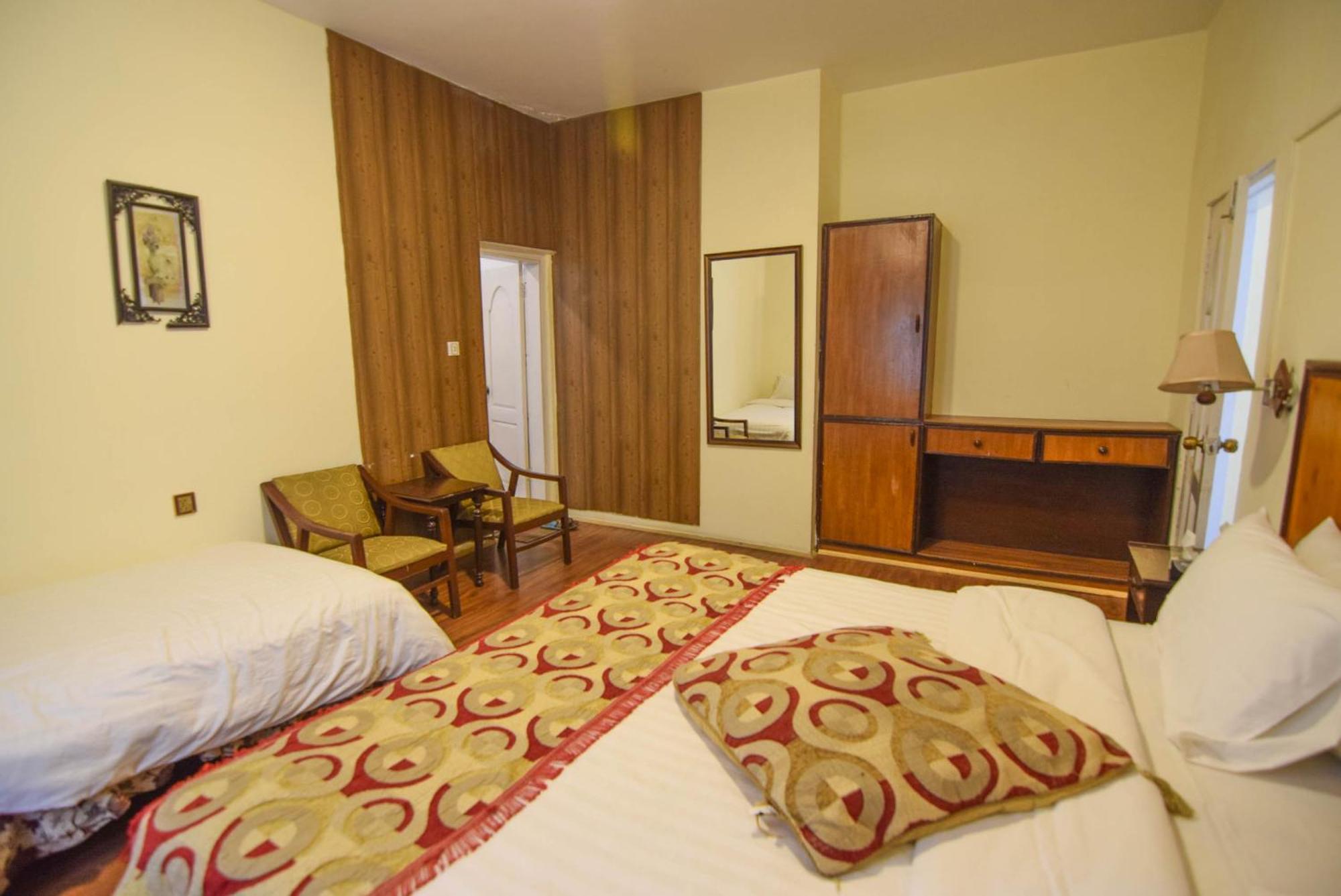 Parhena Cottages Bella Naran Bagian luar foto